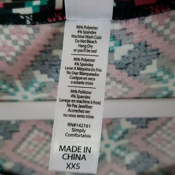 Lularoe Classic T nwot - Picture 2 of 3